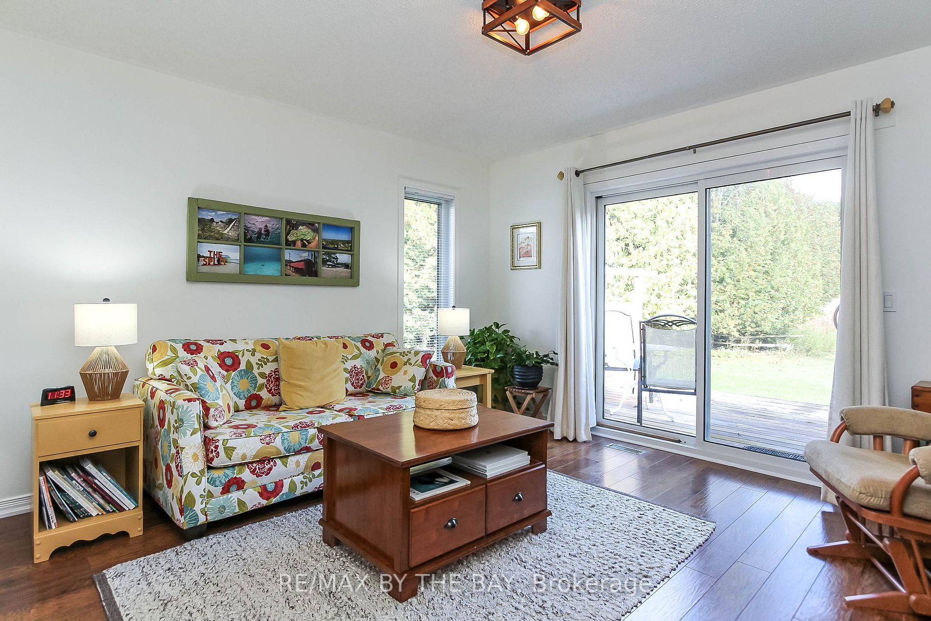 23 St. James Pl