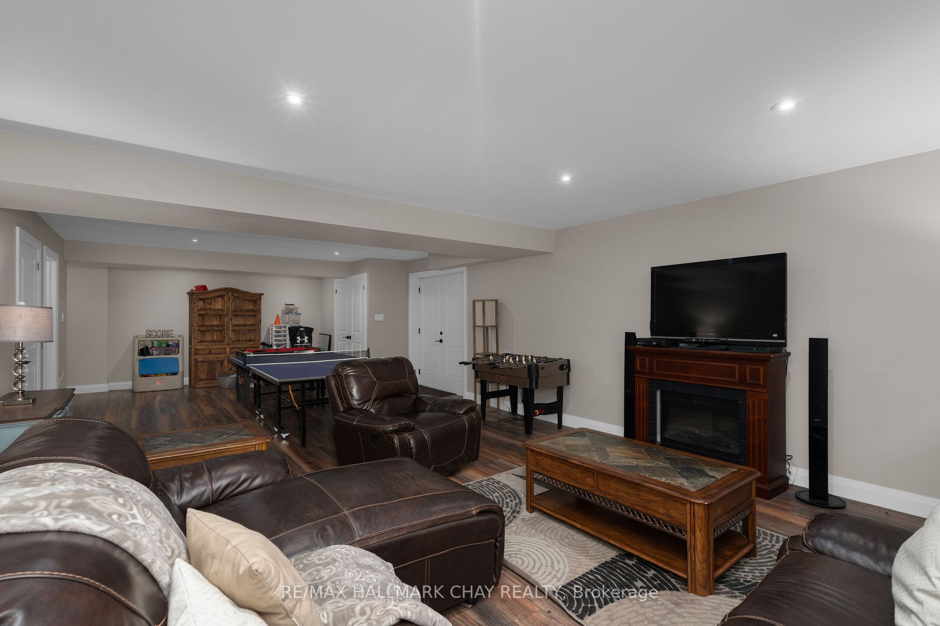 16 Whitetail Dr