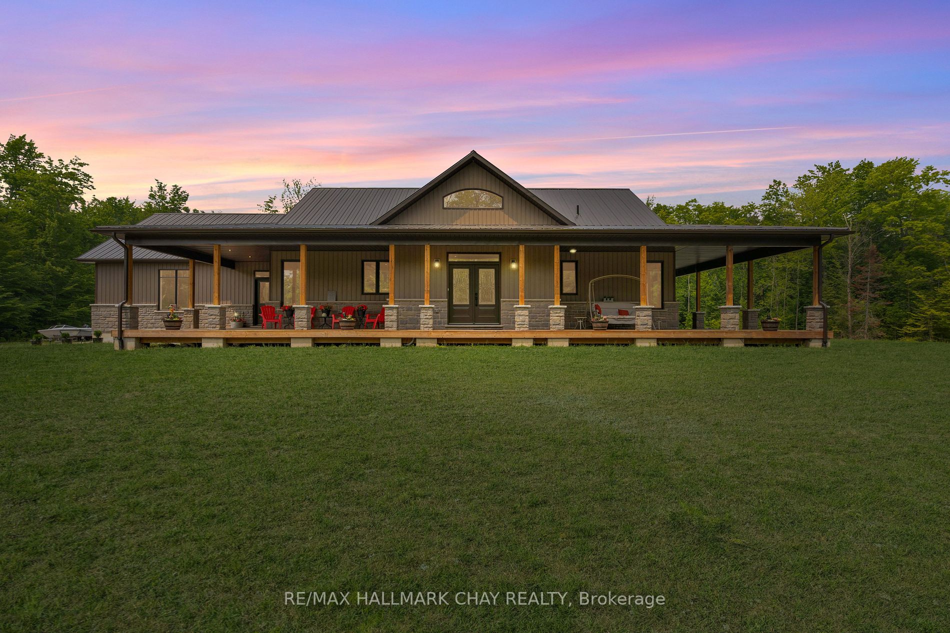 16 Whitetail Dr