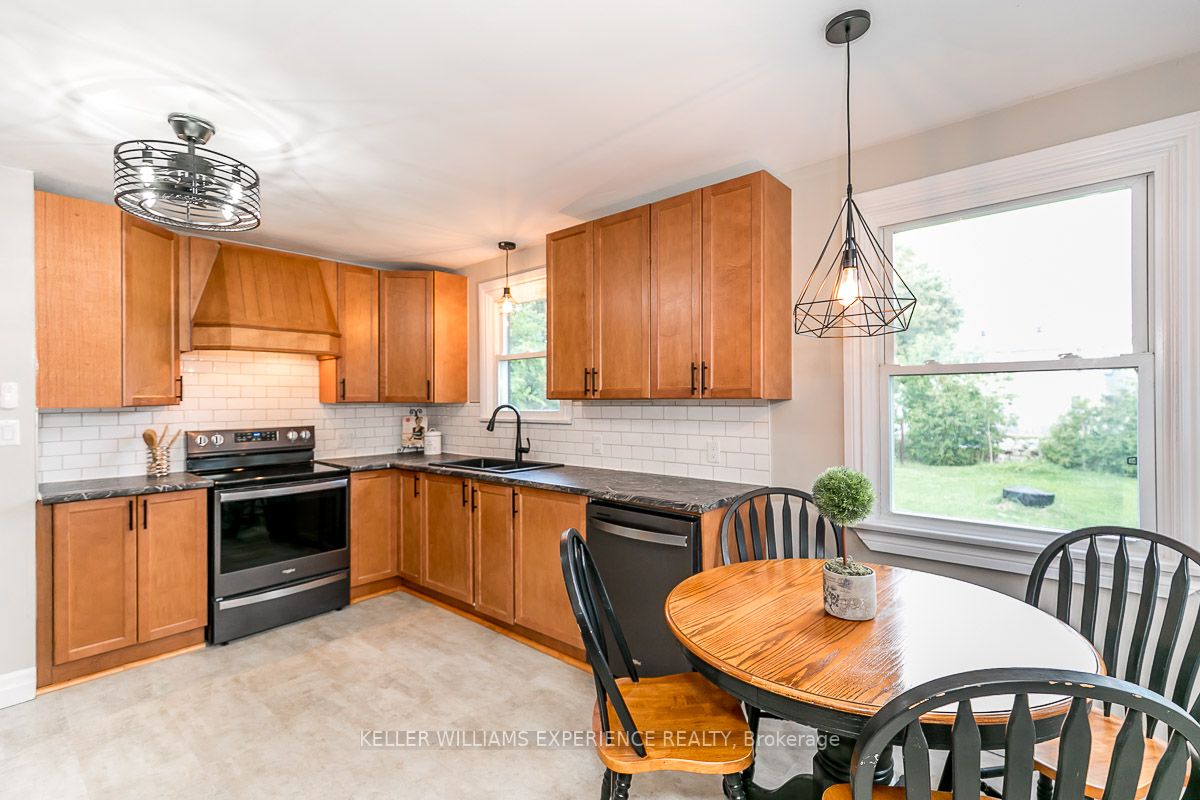 1679 George Johnston Road