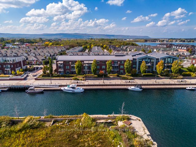 1 Shipyard Lane, #303