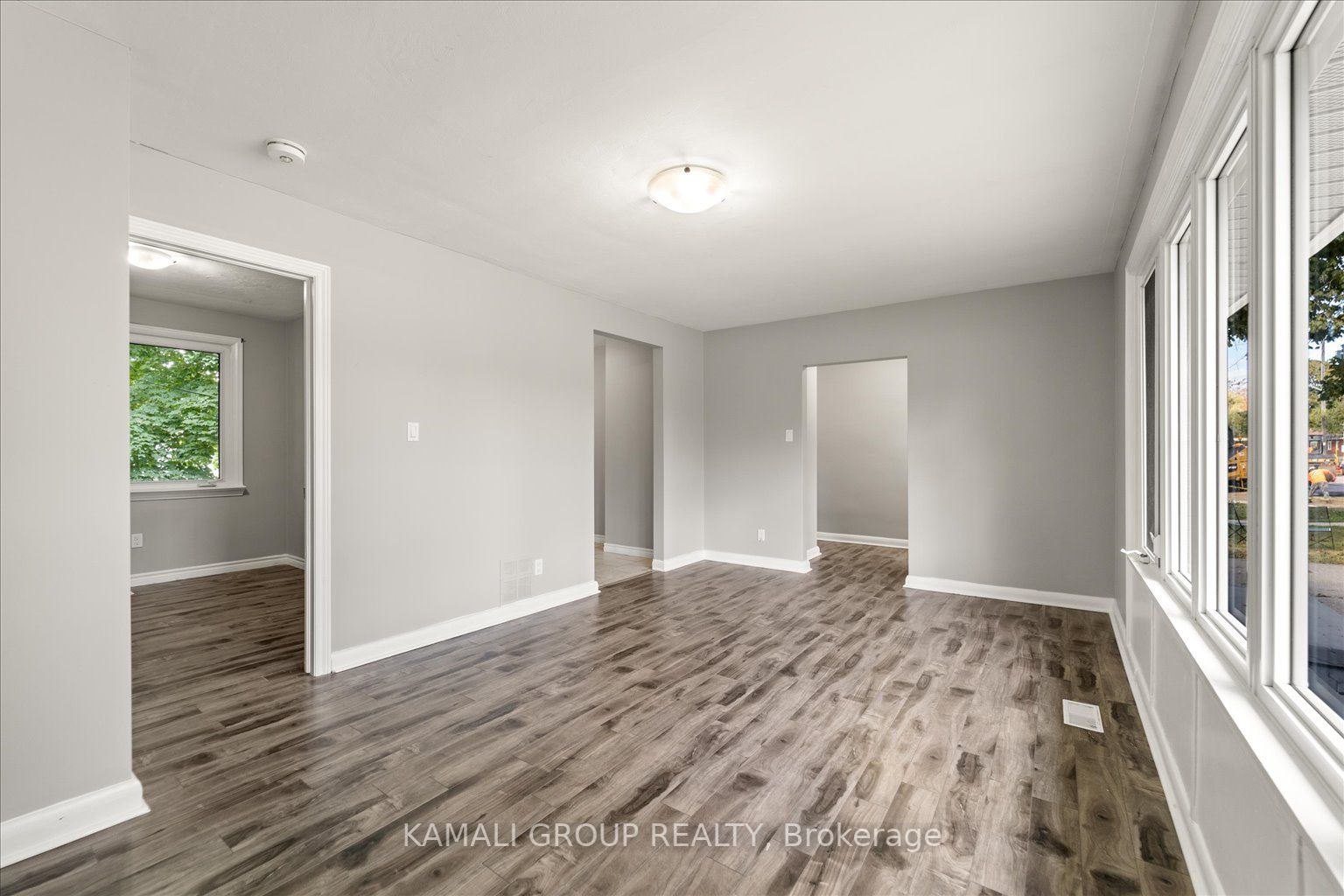 188 St Vincent Street, #Main