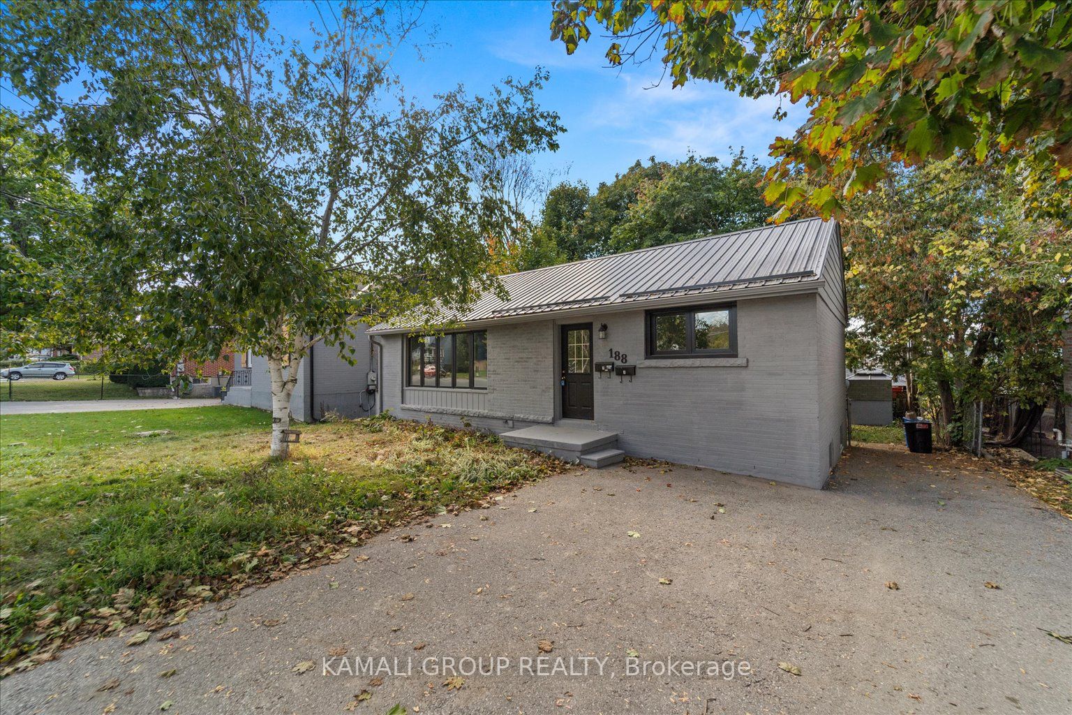 188 St Vincent Street, #Main