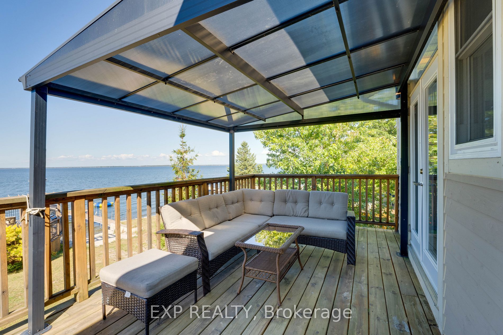 81 Beach Road