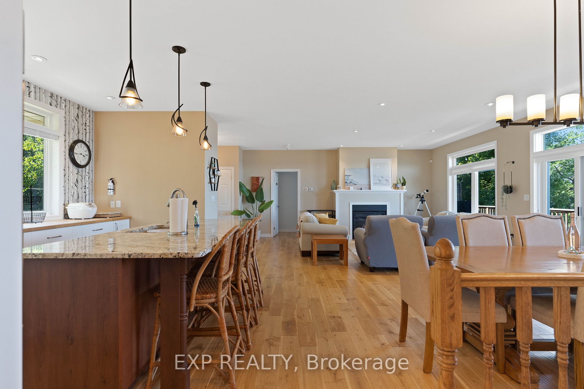 81 Beach Road