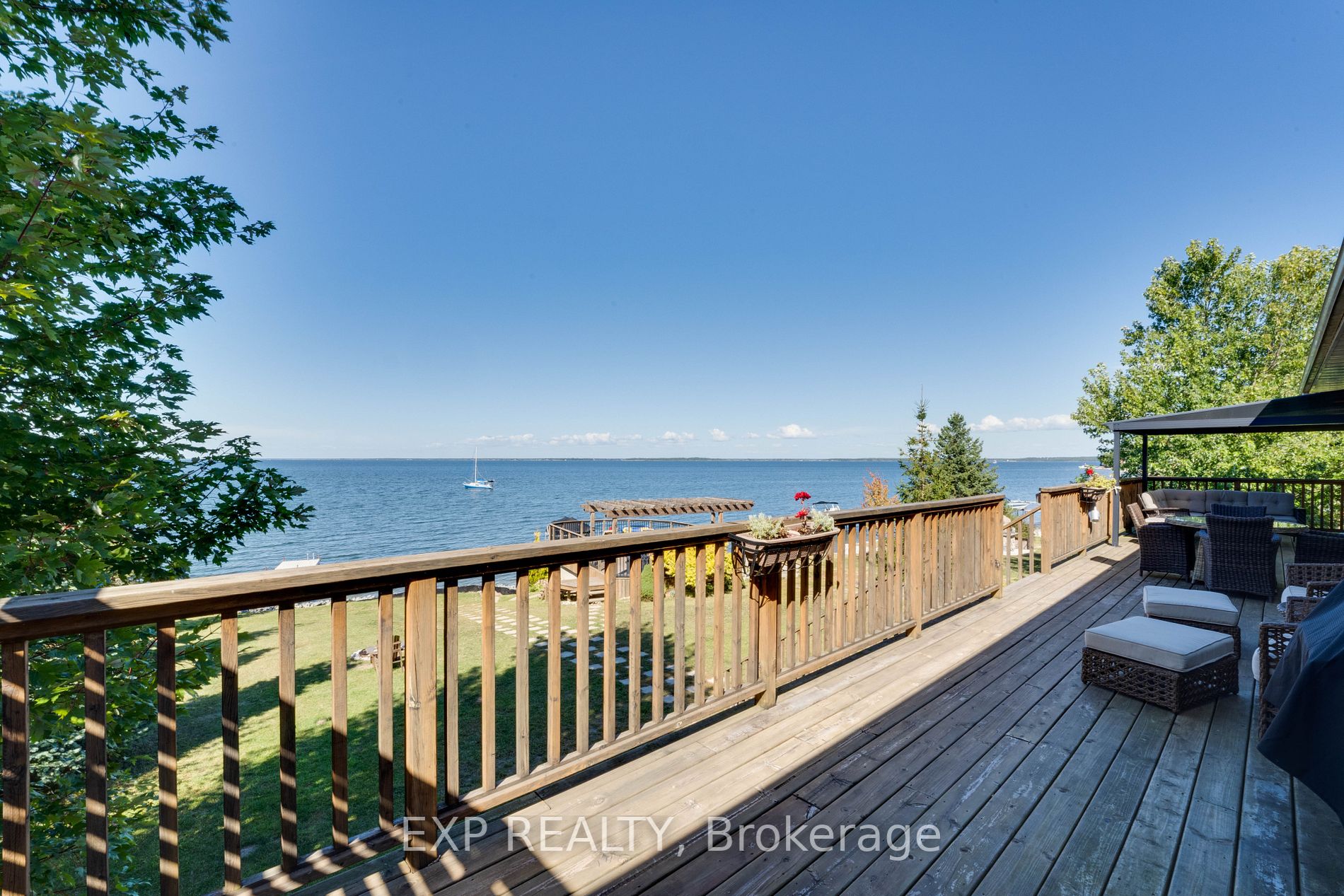 81 Beach Road
