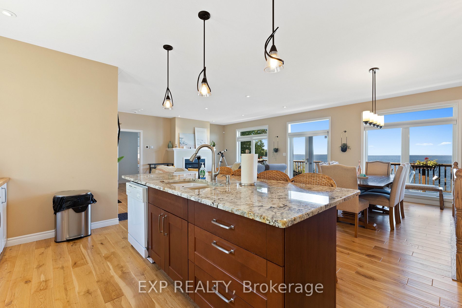 81 Beach Road