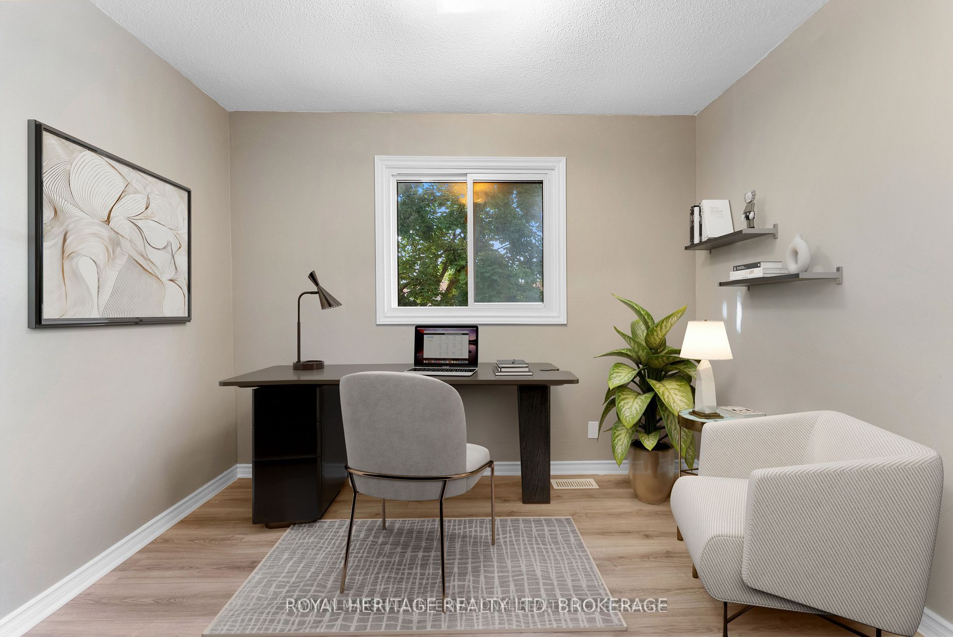 1095 Mississaga St W, #55