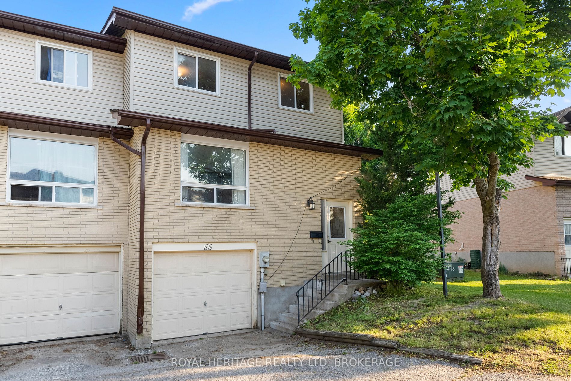 1095 Mississaga St W, #55
