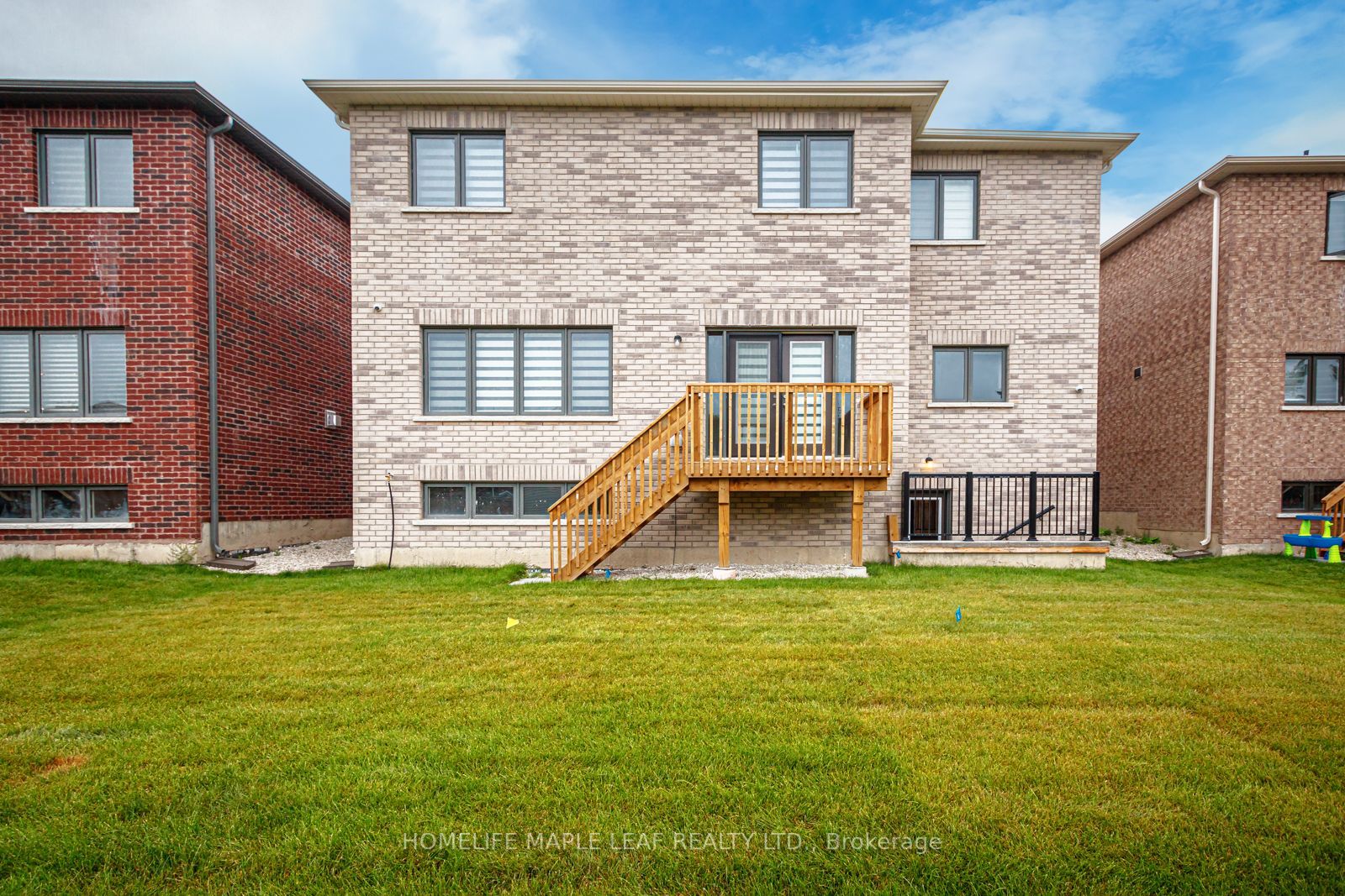 216 Warden Street
