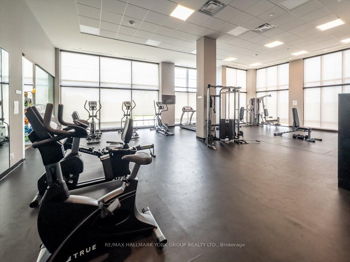 681 Yonge St, #216
