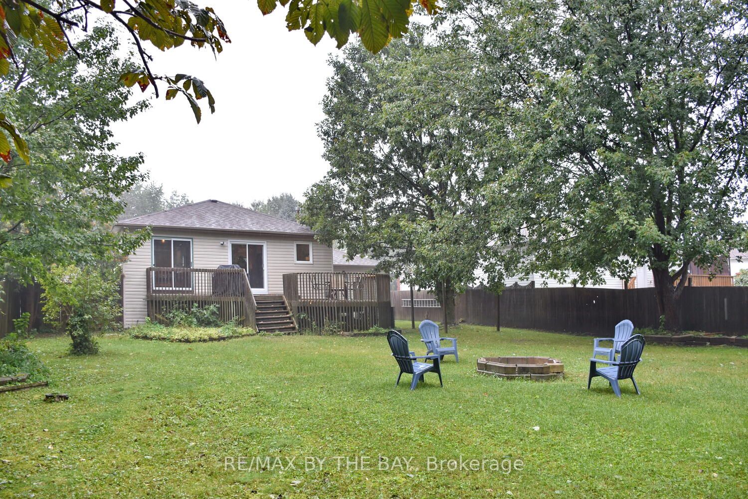 83 Royal Beech Dr