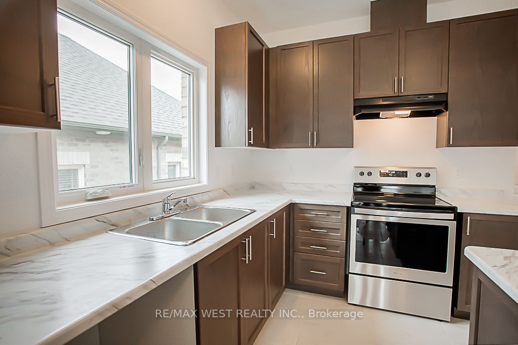 111 Isabella Dr