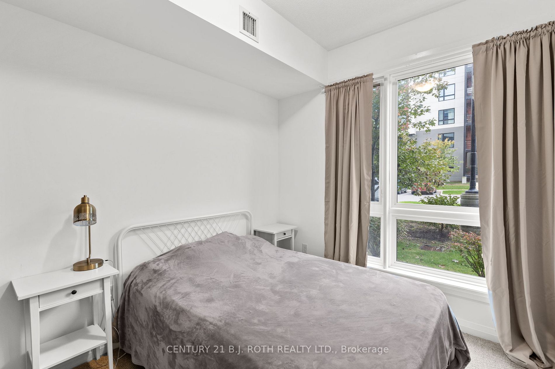 300 Essa Rd, #103