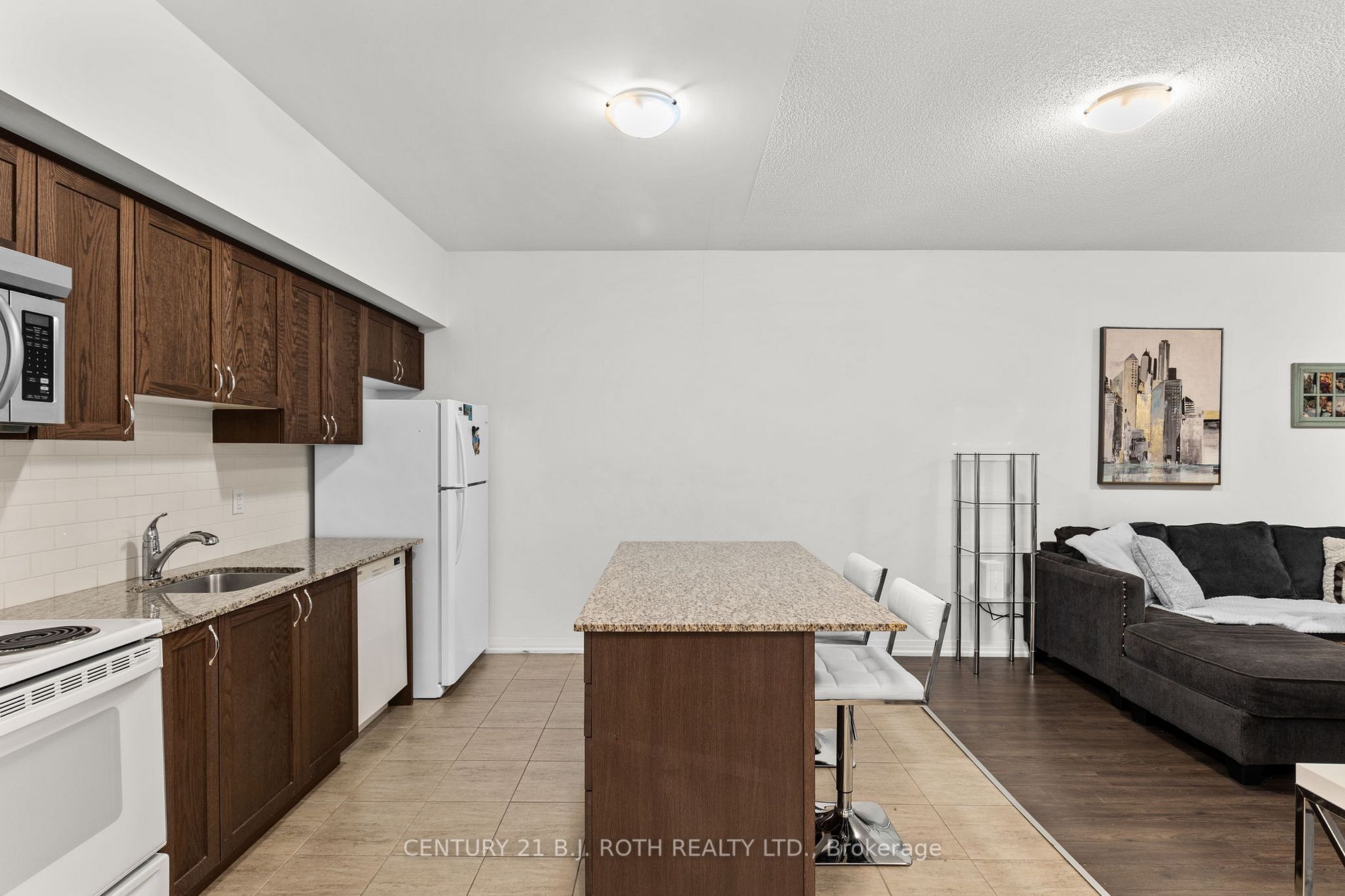 300 Essa Rd, #103