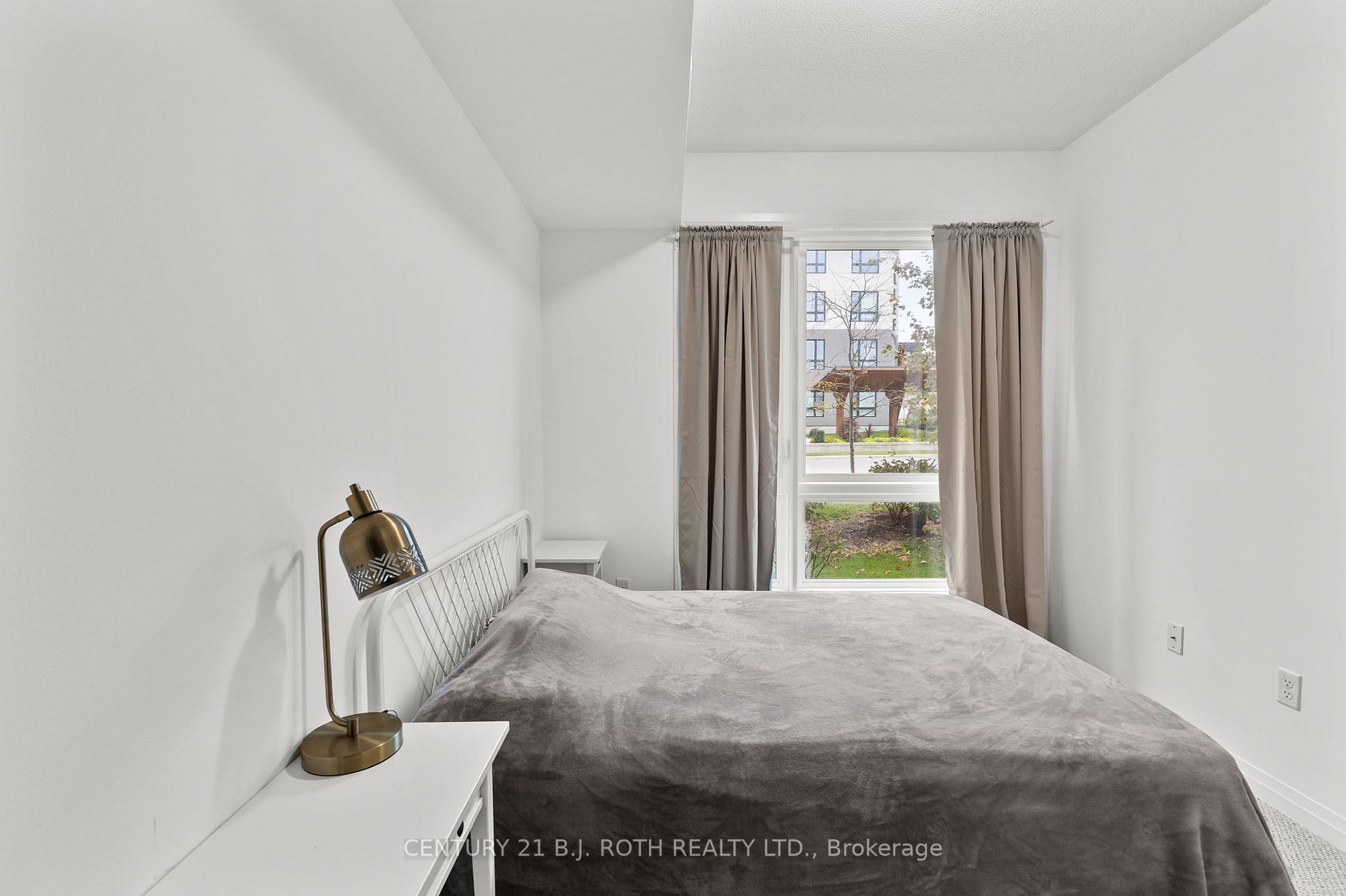 300 Essa Rd, #103