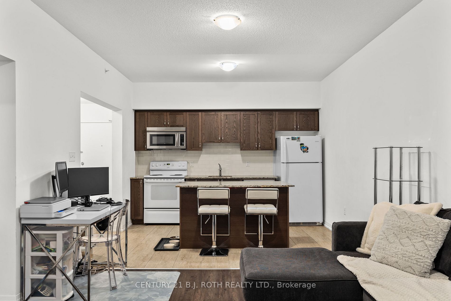 300 Essa Rd, #103
