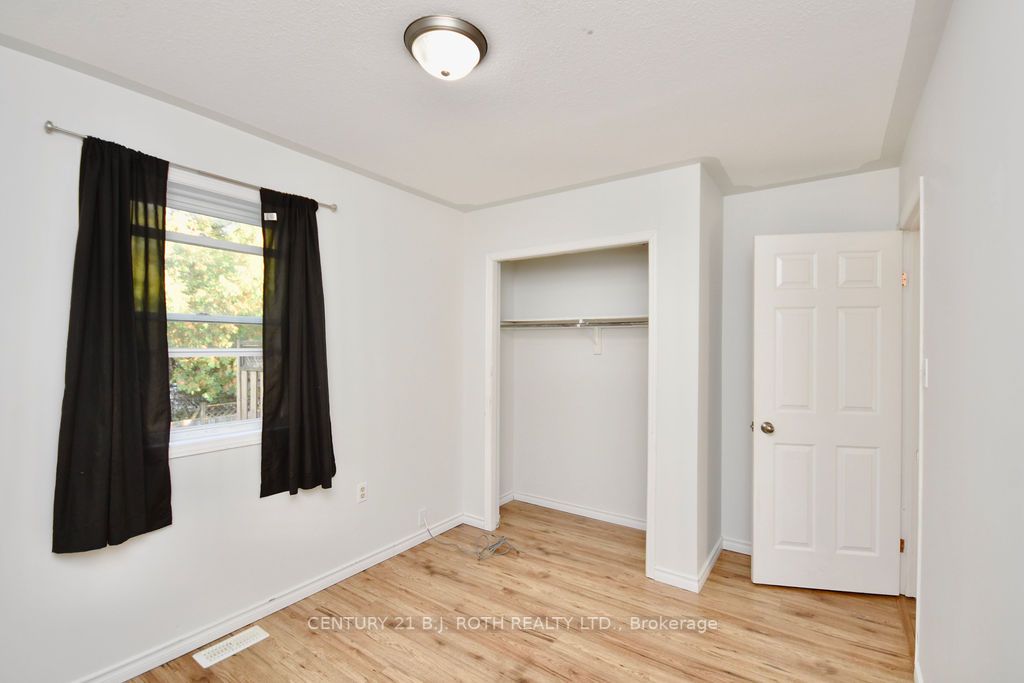 22 Louise Lane
