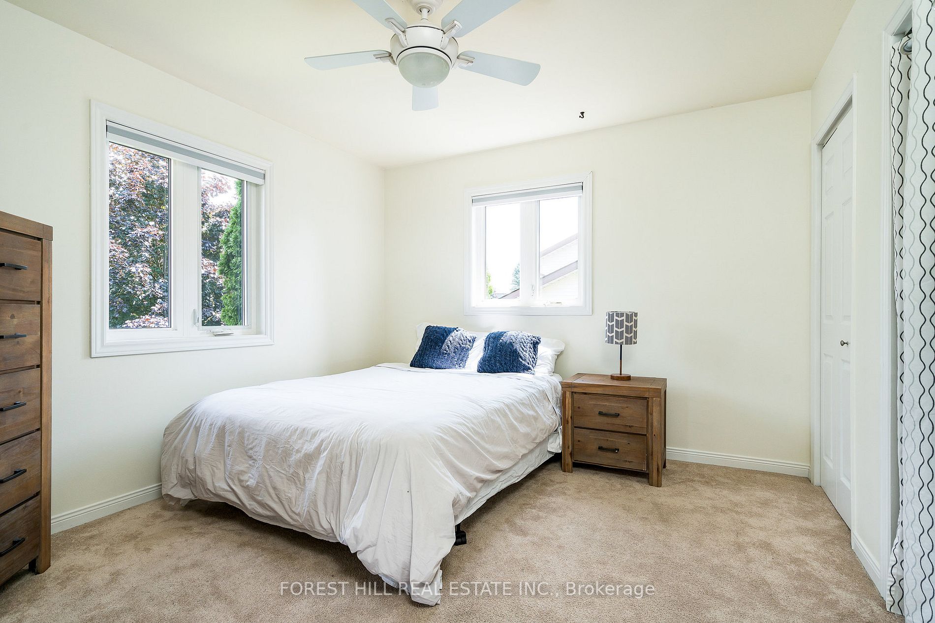 81 Lockhart Rd