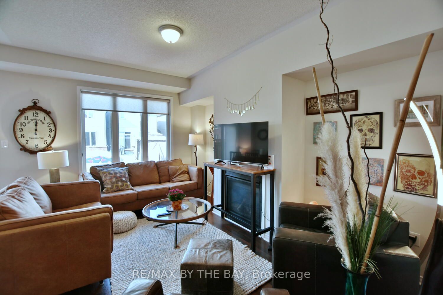 10 Barfoot St