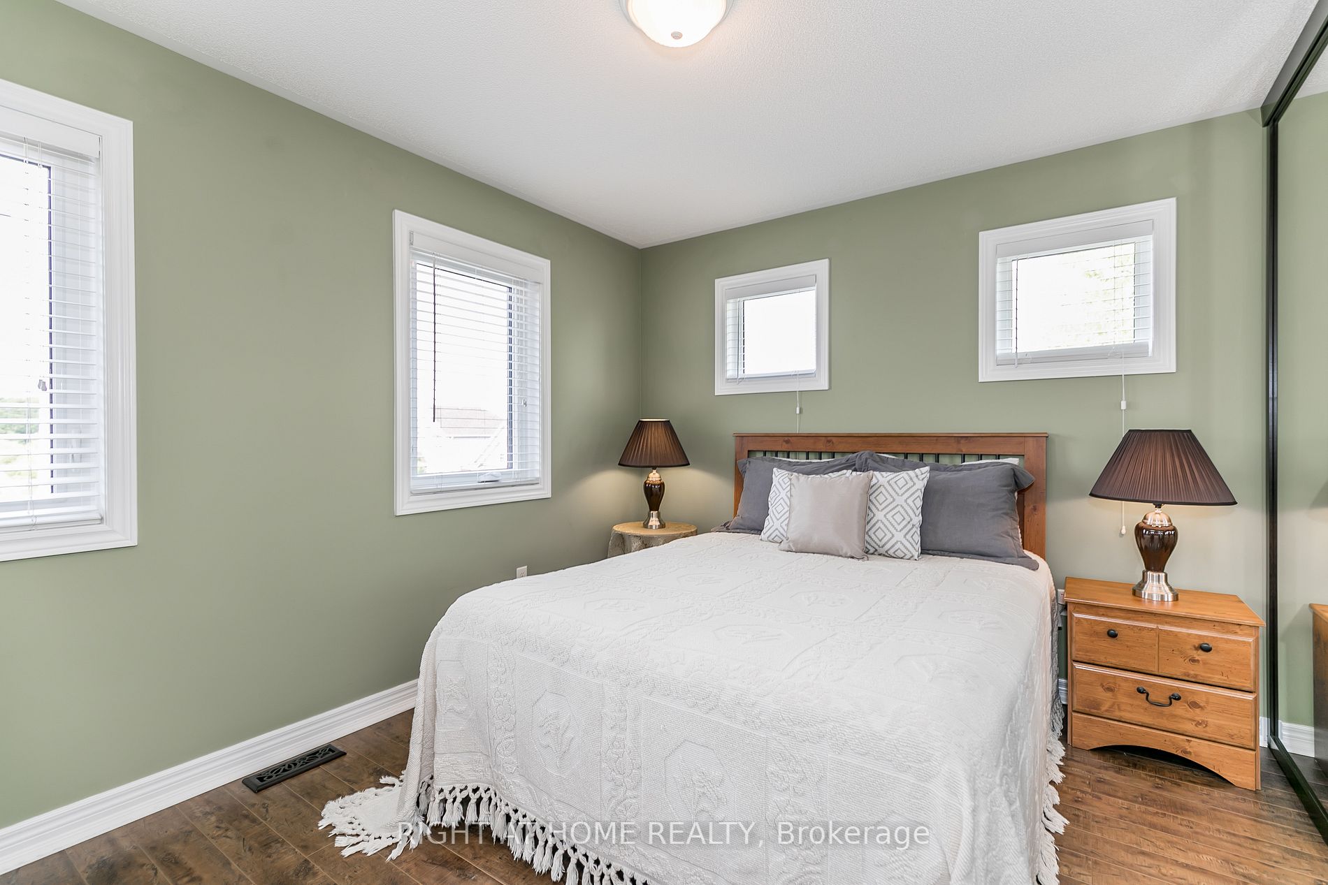 41 Brookwood Dr