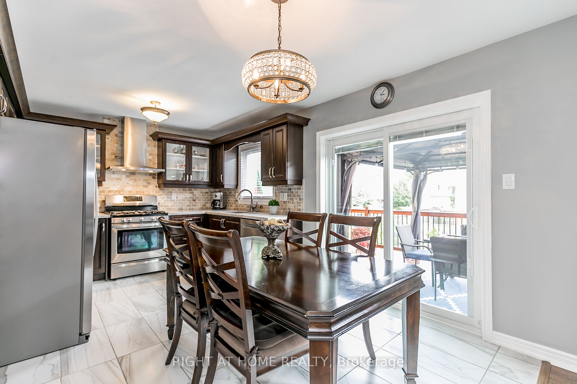 41 Brookwood Dr