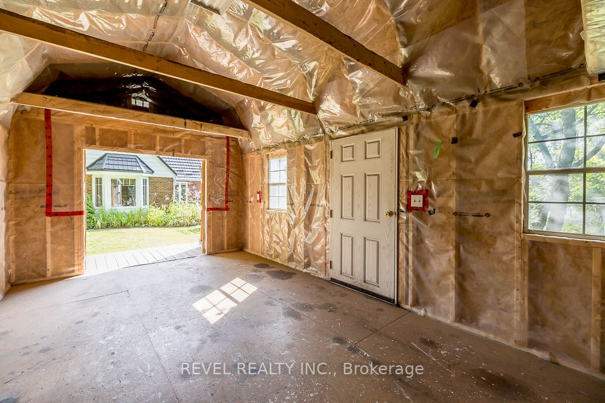 54 Beaufort Cres