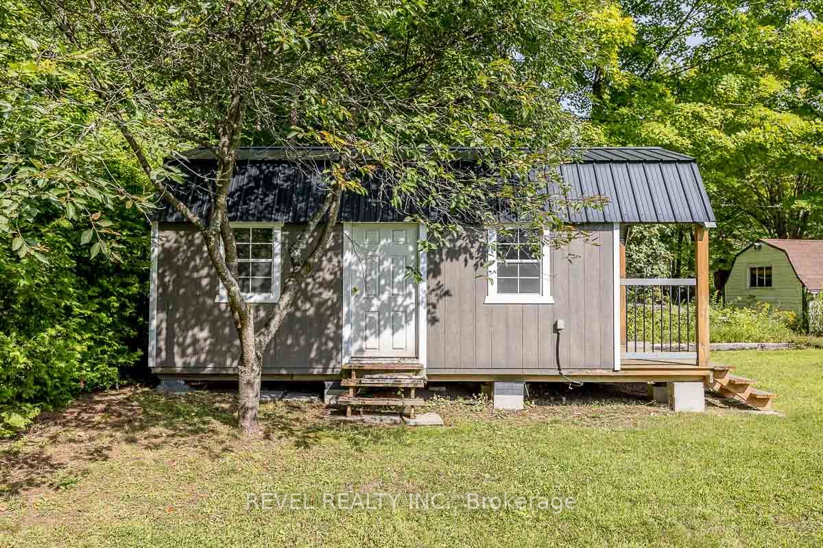54 Beaufort Cres