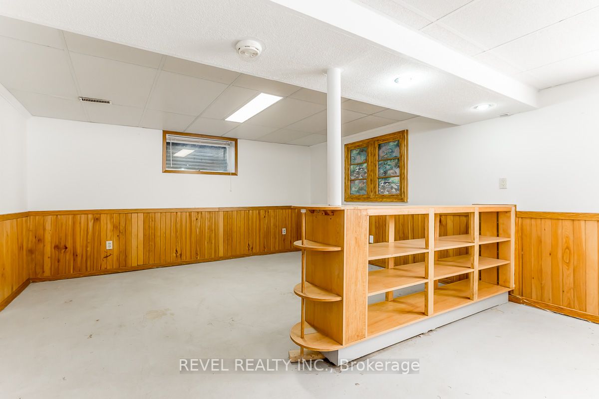 54 Beaufort Cres