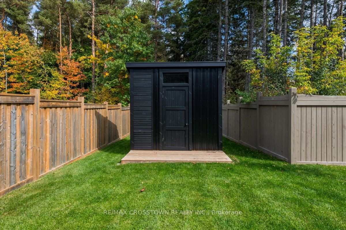 25 Moreau Way