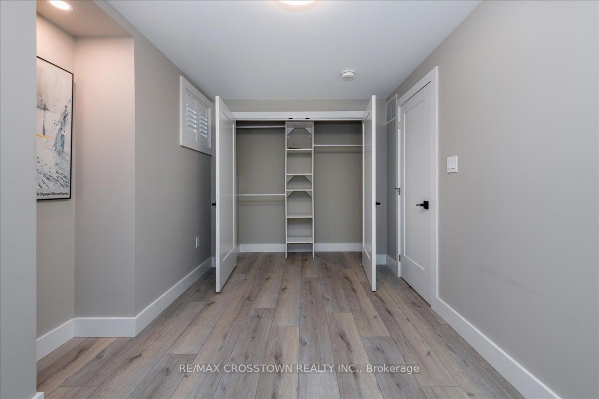 25 Moreau Way