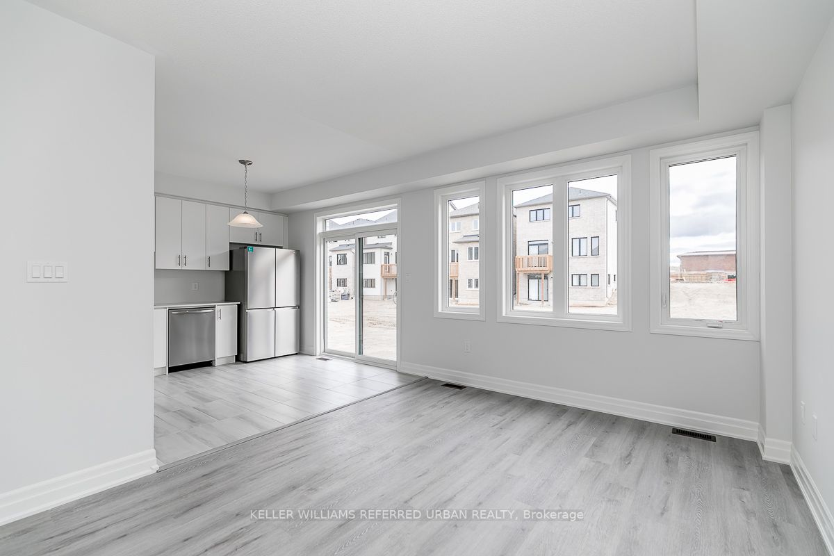 47 Federica Cres