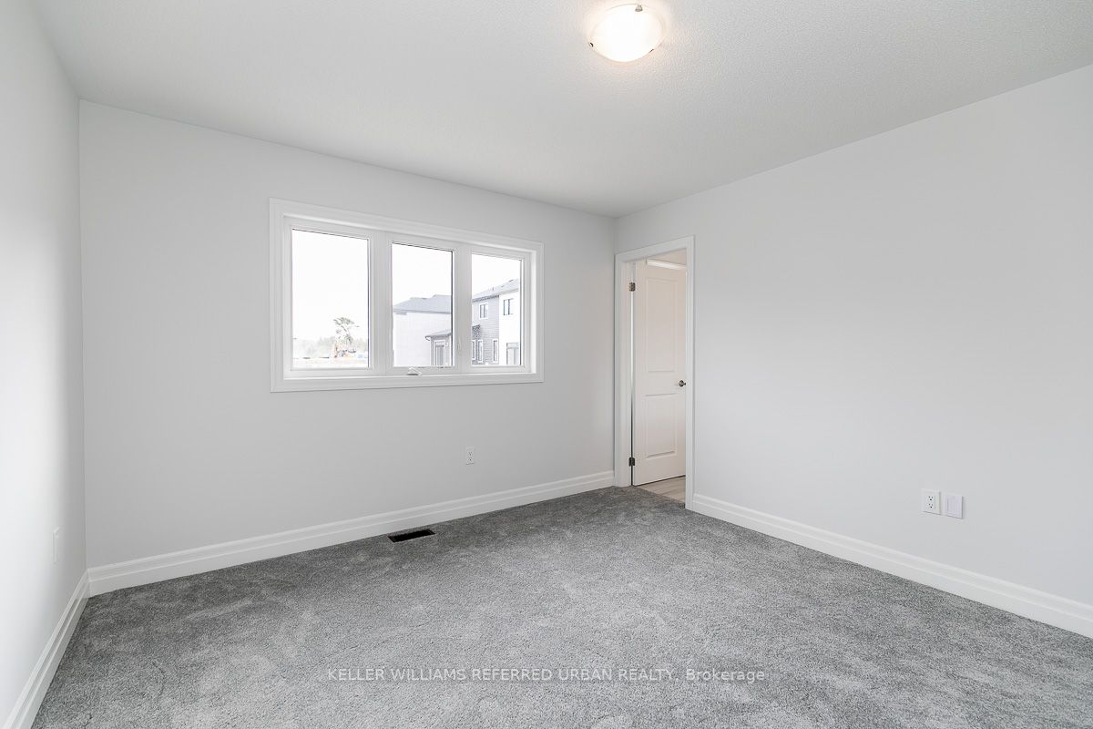 47 Federica Cres