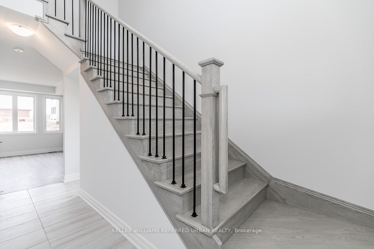 47 Federica Cres
