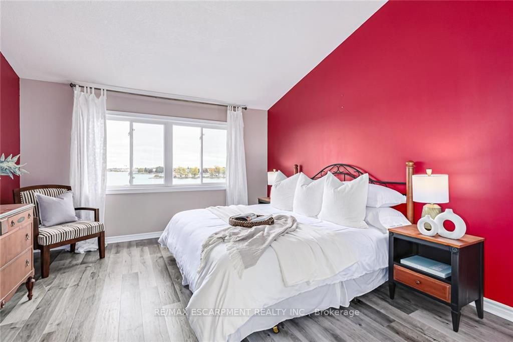 61 Cranberry Surf, #2