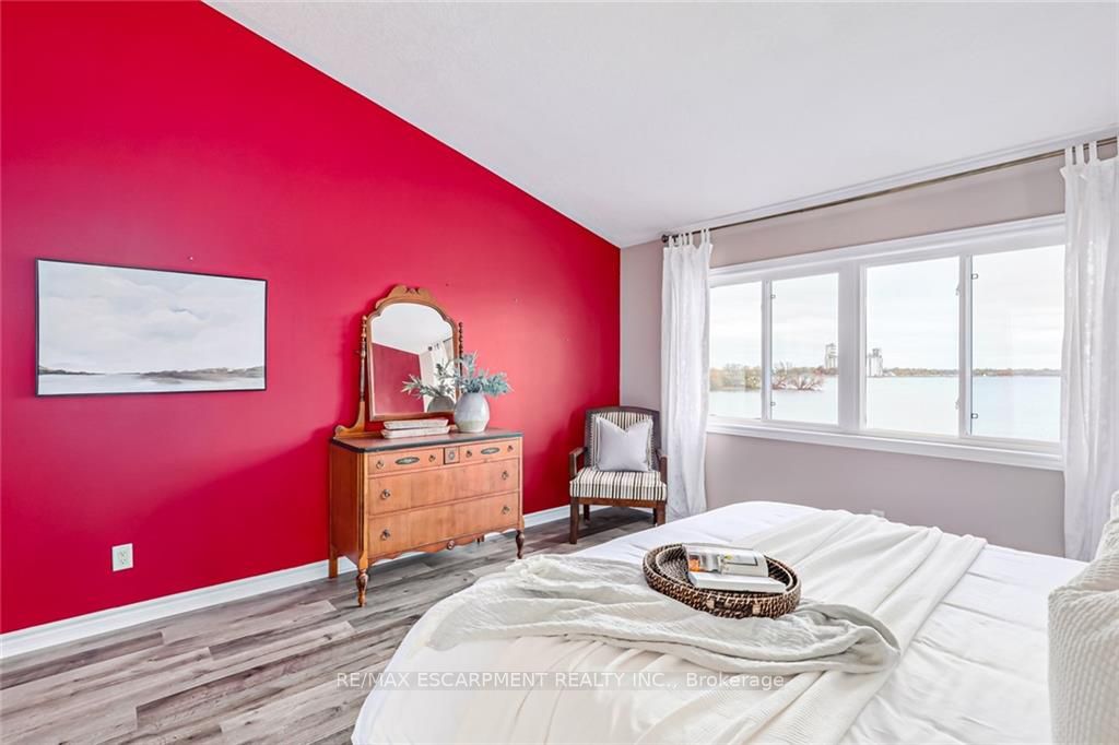 61 Cranberry Surf, #2