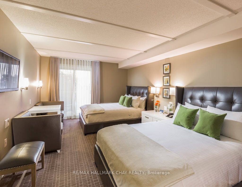 9 Harbour St E, #5404/06