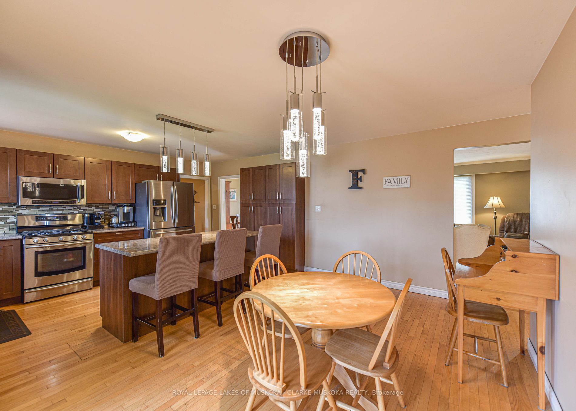 8 Rosemary Rd