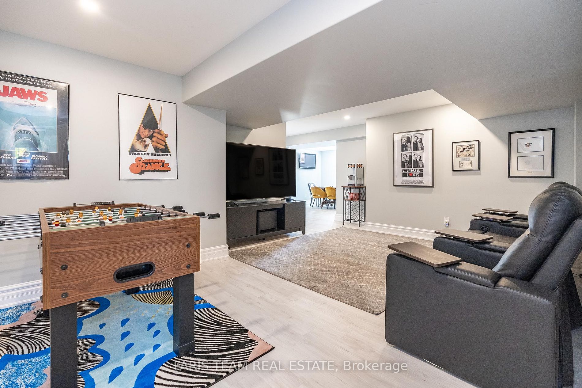 25 Red Oak Crescent