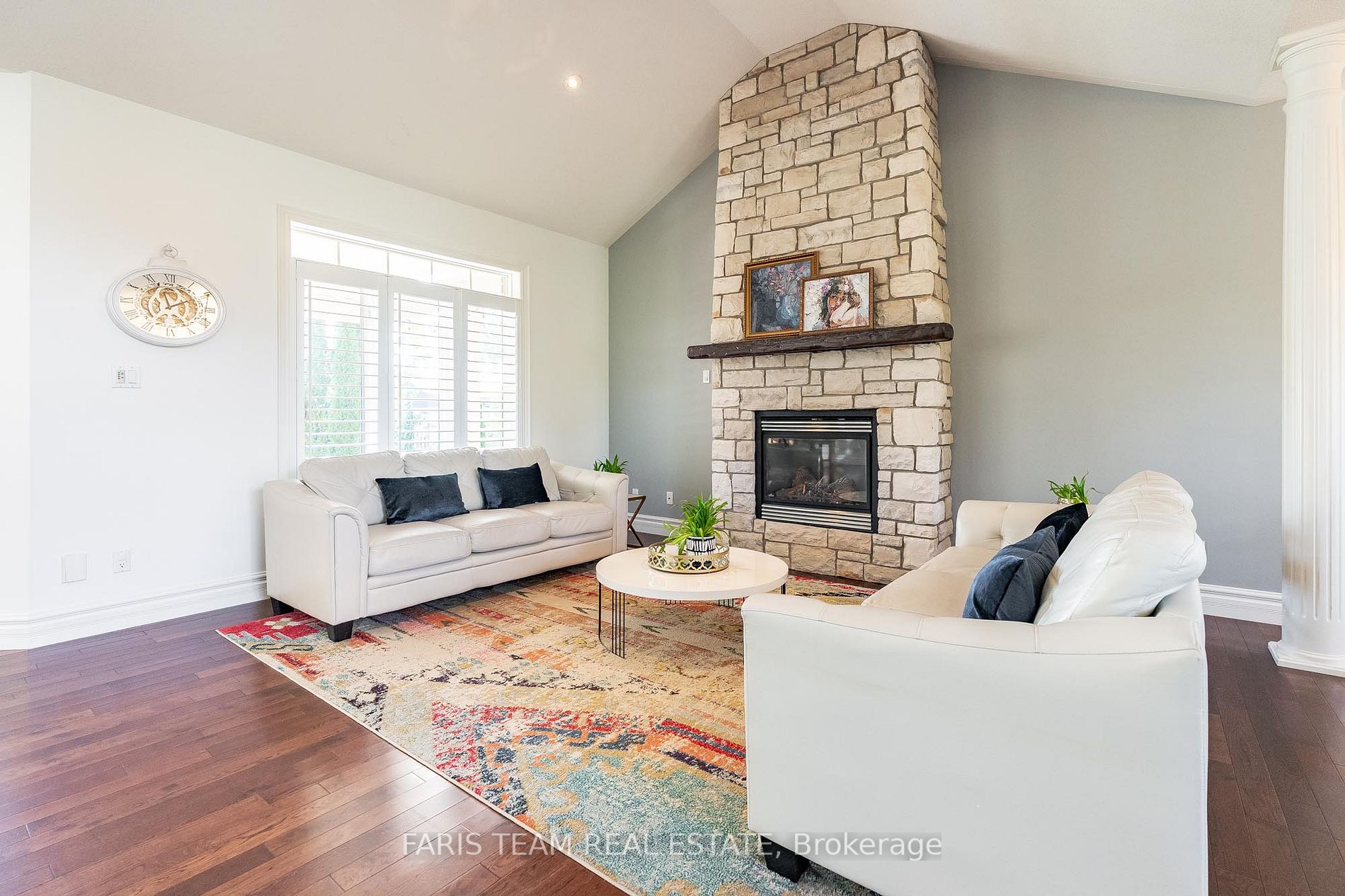25 Red Oak Crescent