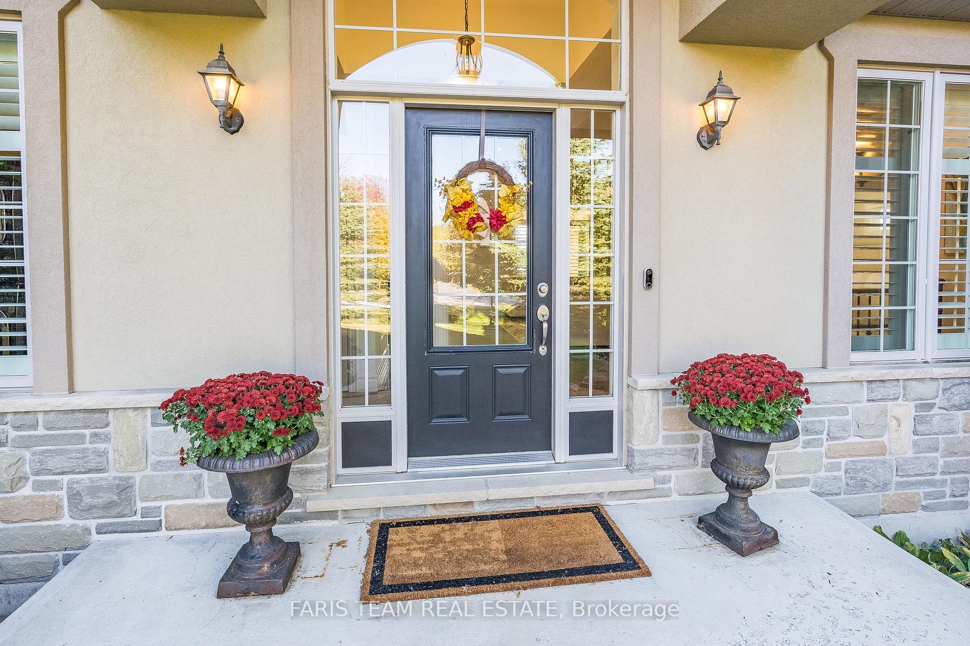 25 Red Oak Crescent