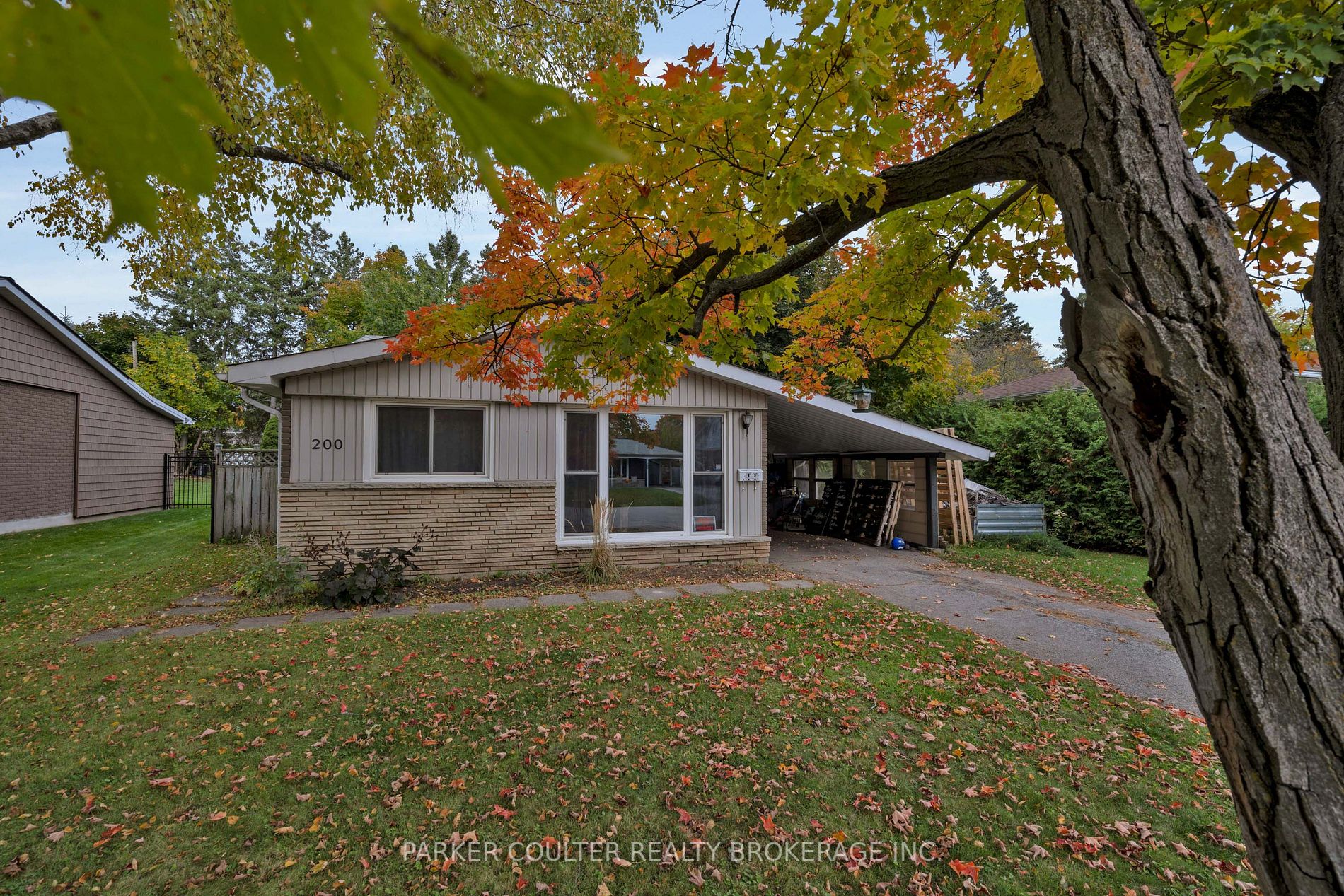 200 Rosslyn Rd