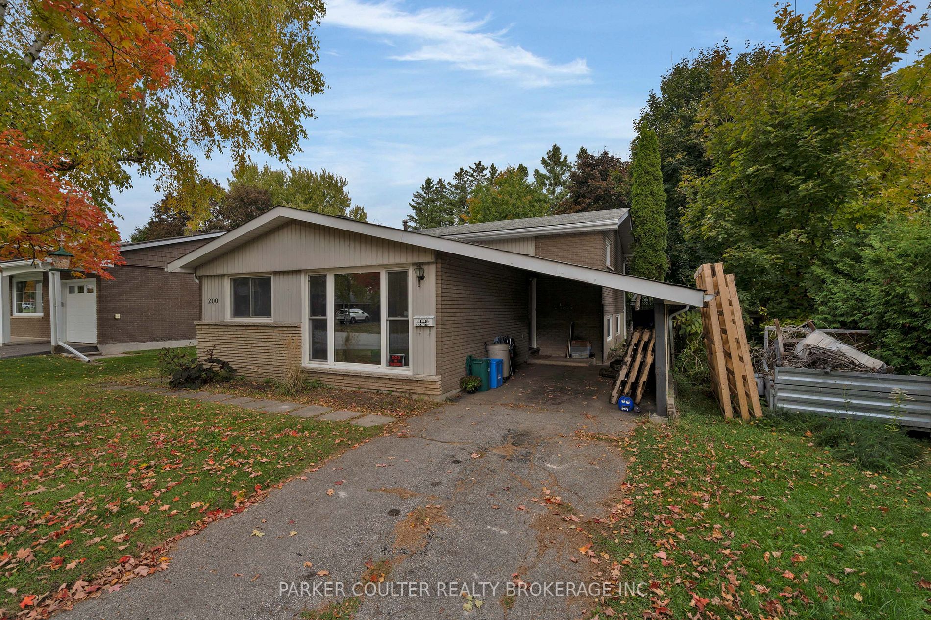 200 Rosslyn Rd