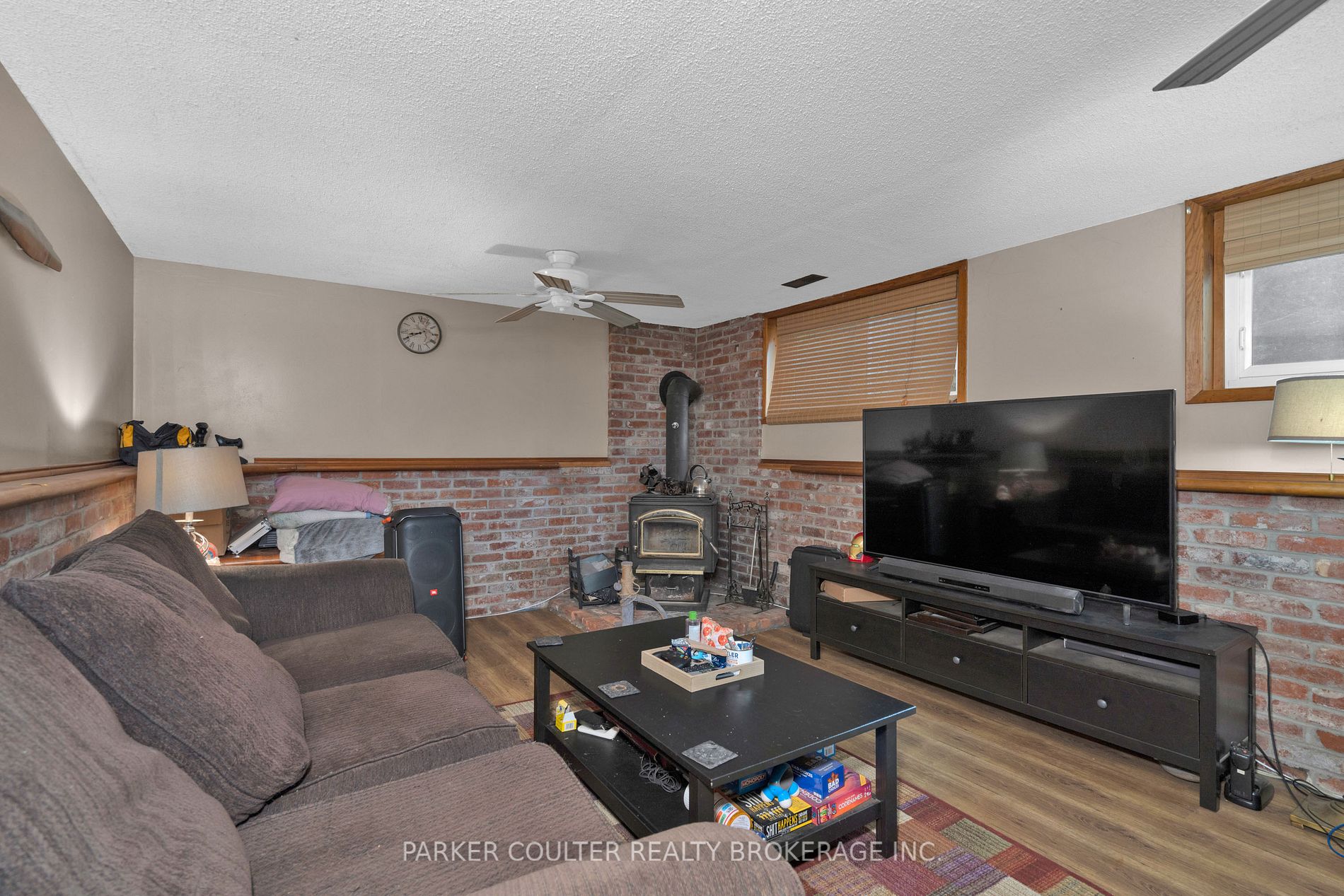 200 Rosslyn Rd