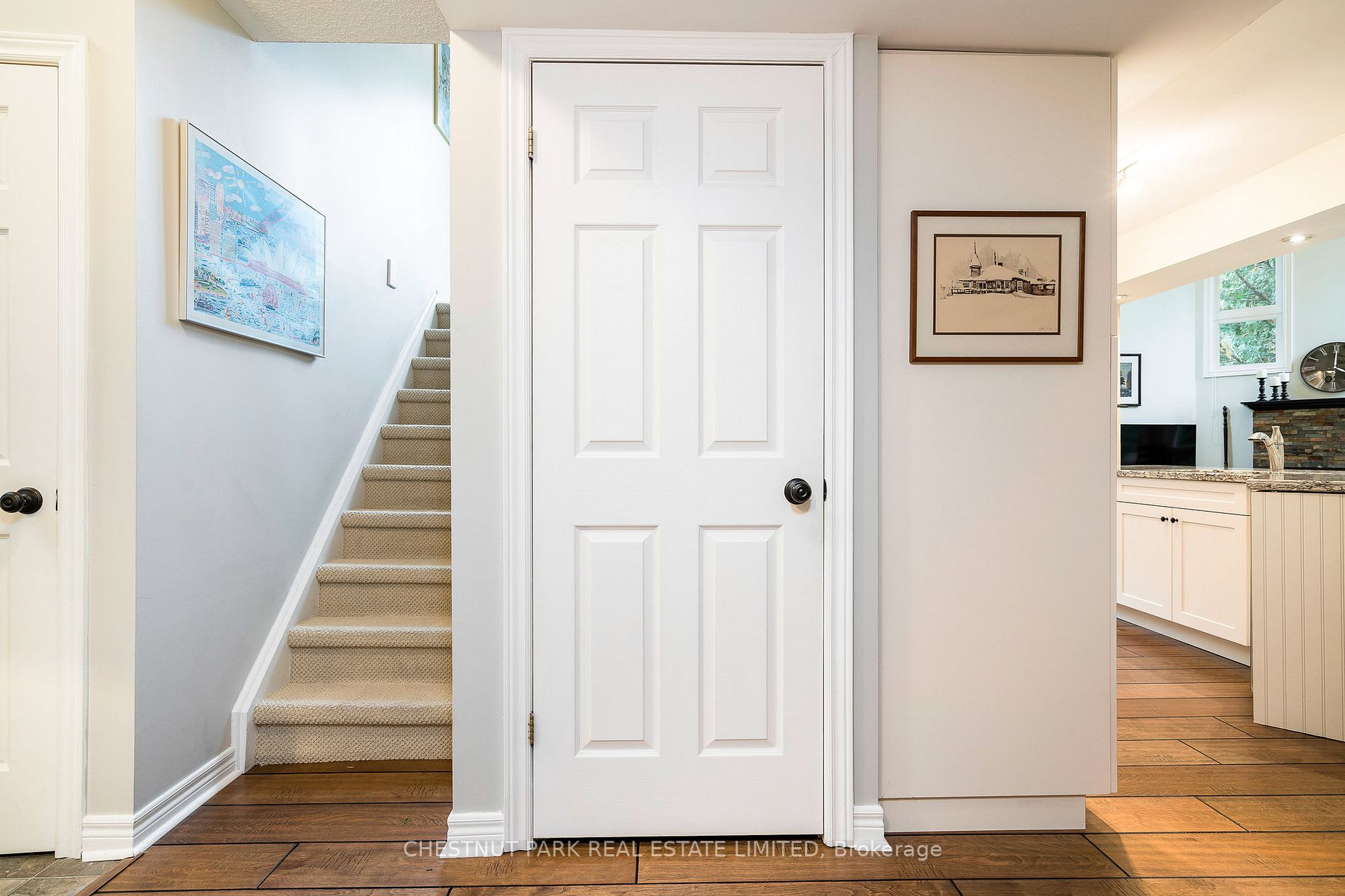8 Barker Blvd, #8