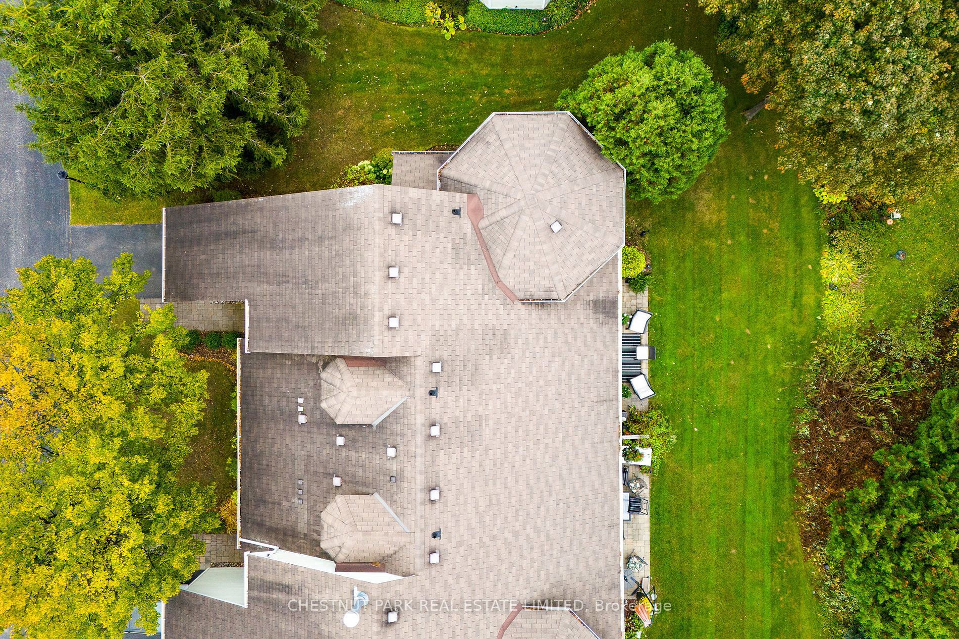 8 Barker Blvd, #8