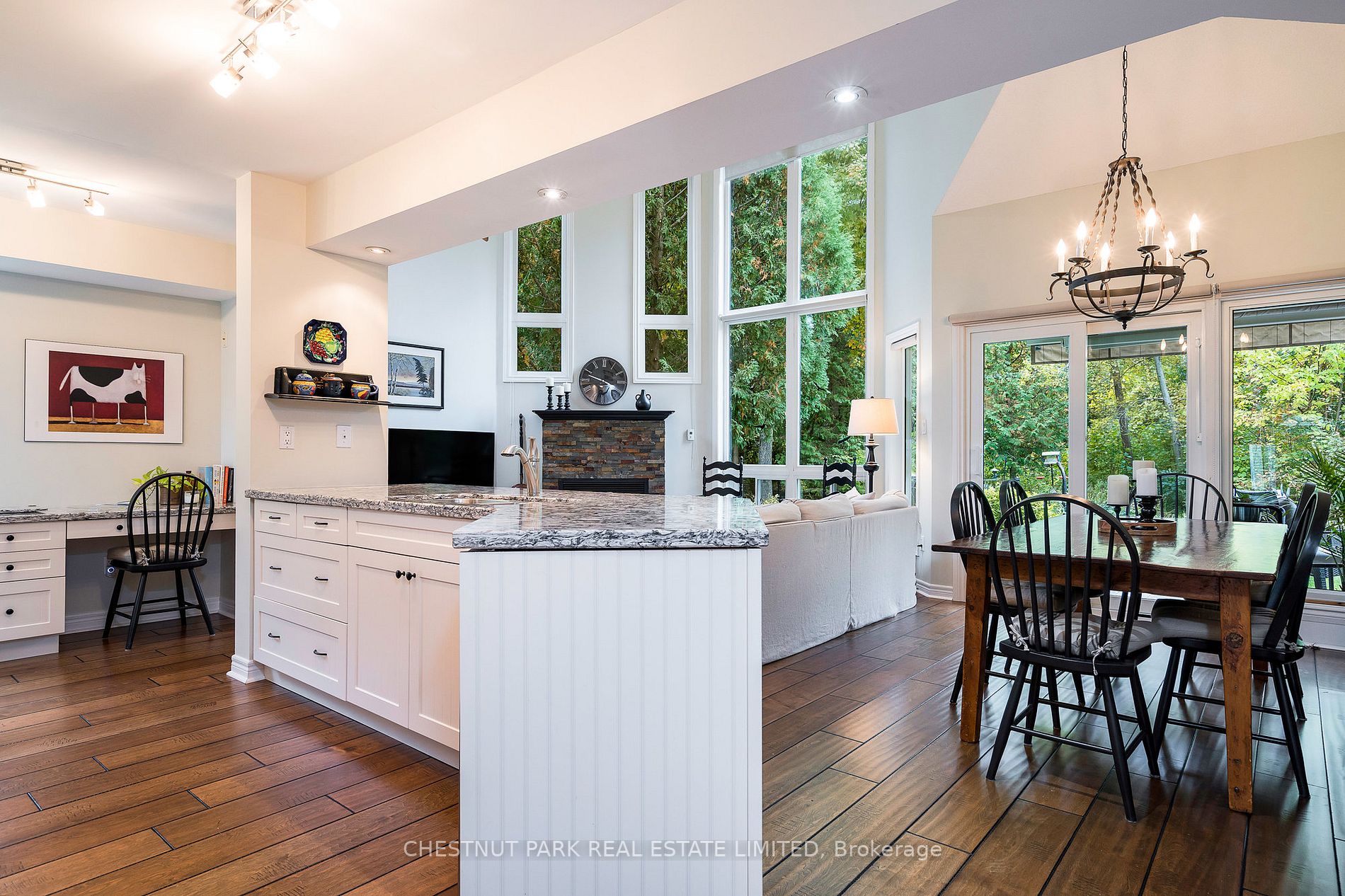 8 Barker Blvd, #8