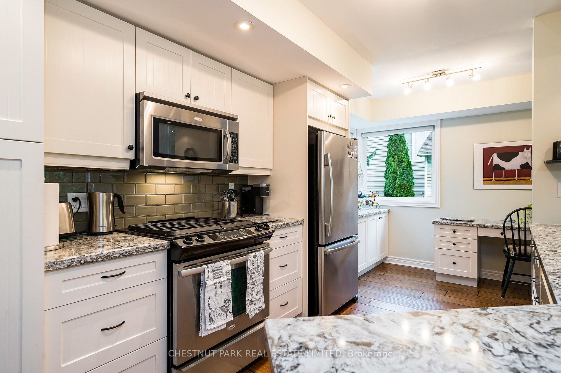 8 Barker Blvd, #8
