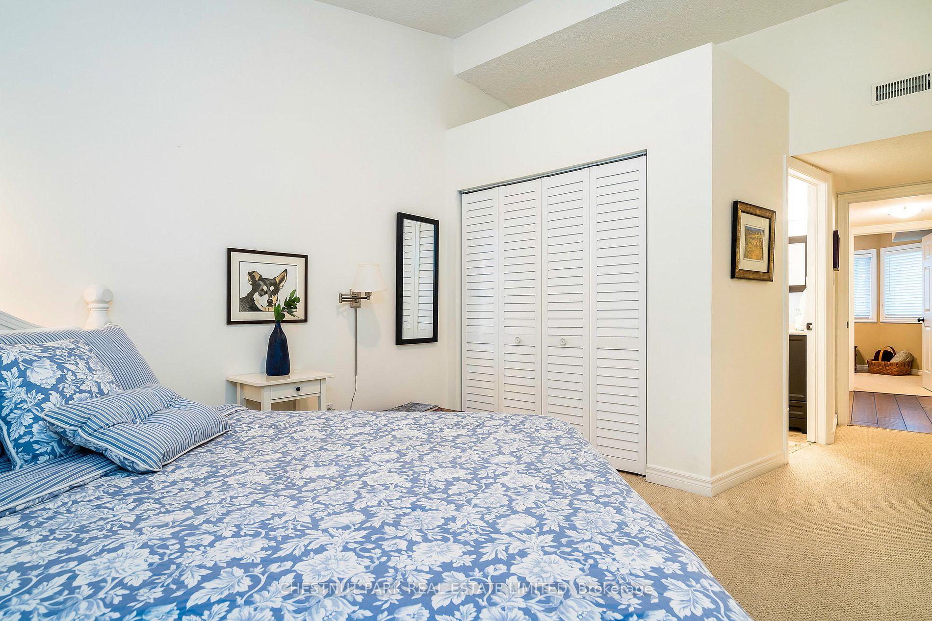 8 Barker Blvd, #8