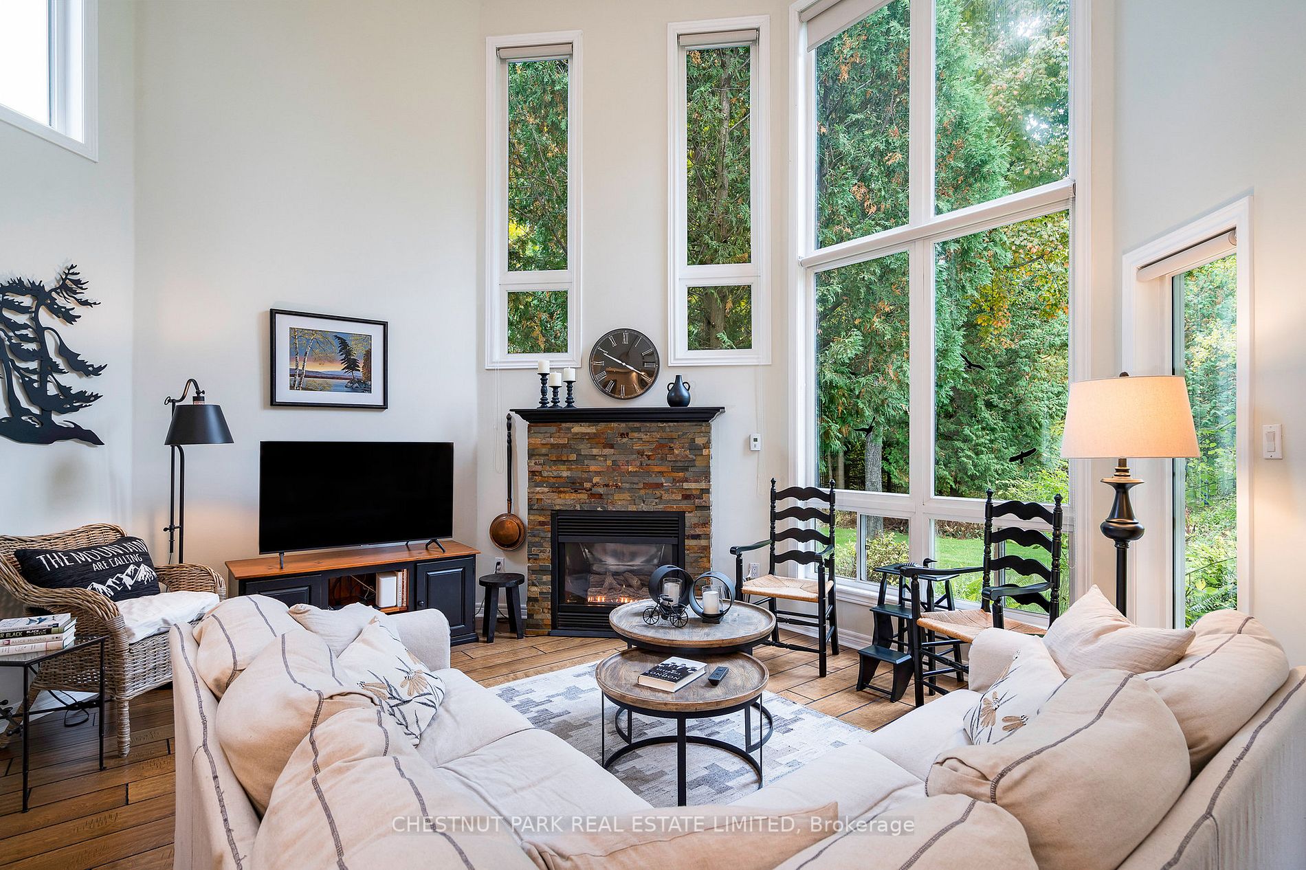 8 Barker Blvd, #8
